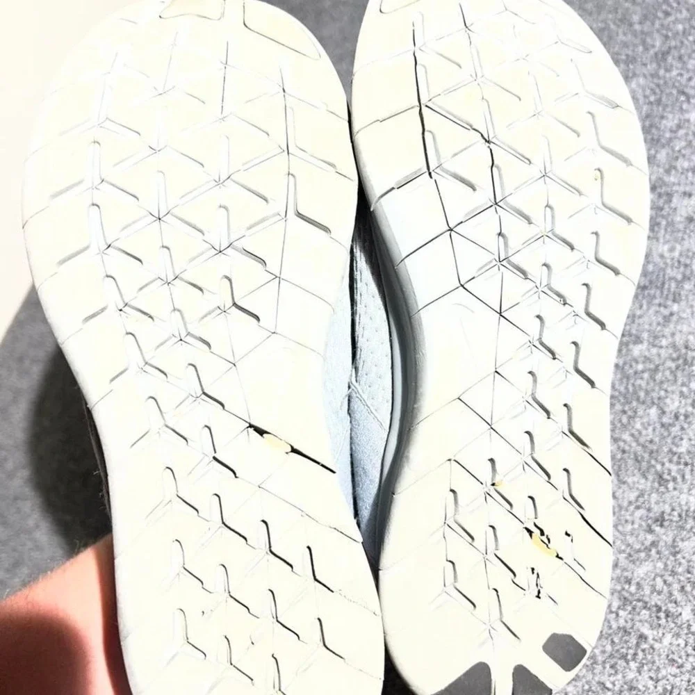 Nike Free RN Commuter 2017 Grey Running Shoes Womens 8.5‎ 880842-002 Sneaker